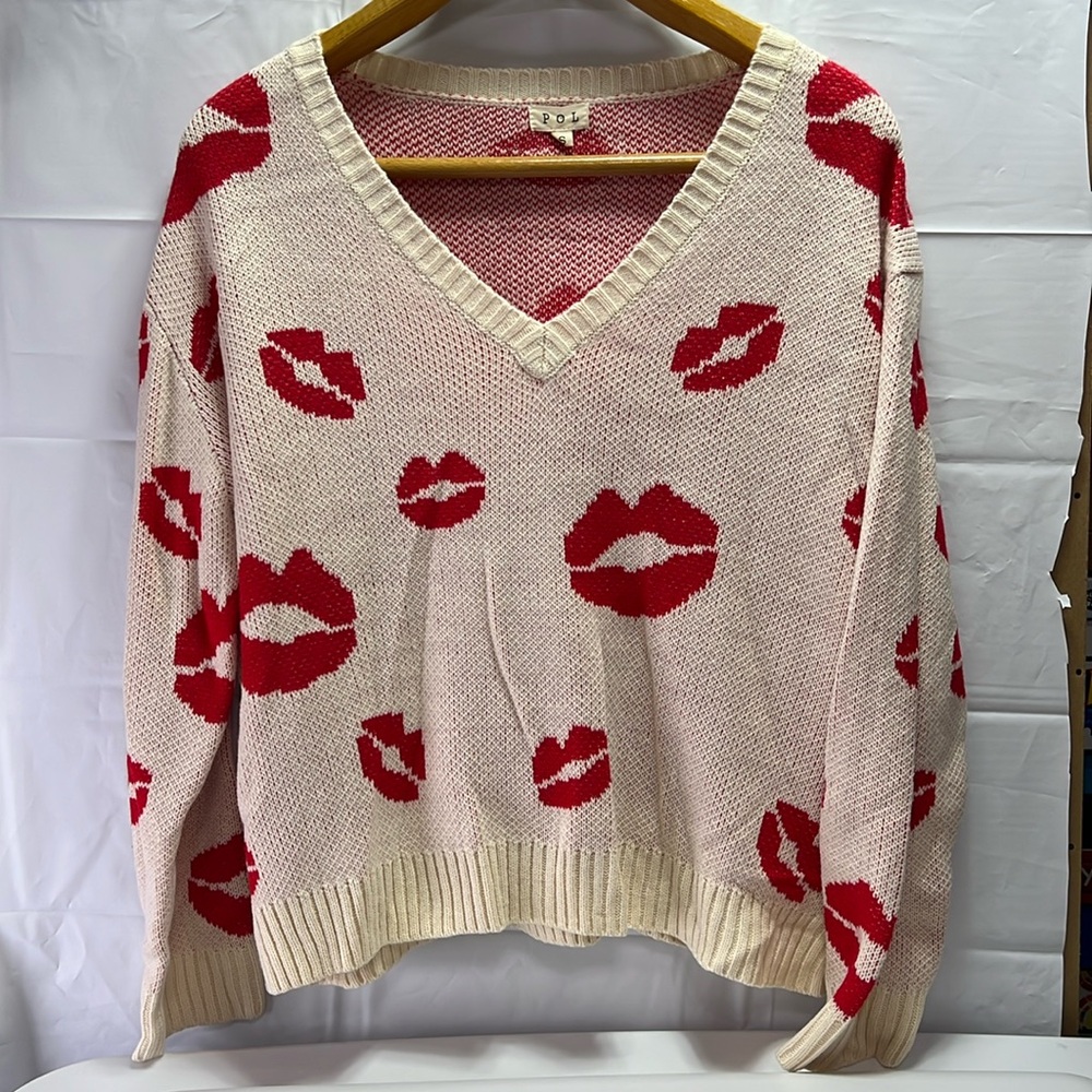 POL LIPS Mouth Theme Graphic Size Small POL Sweater NWOT
